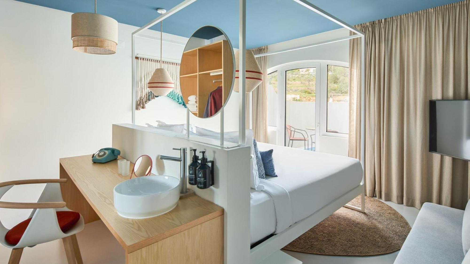 Indigo By Ihg (adults Only) 4* Albufeira