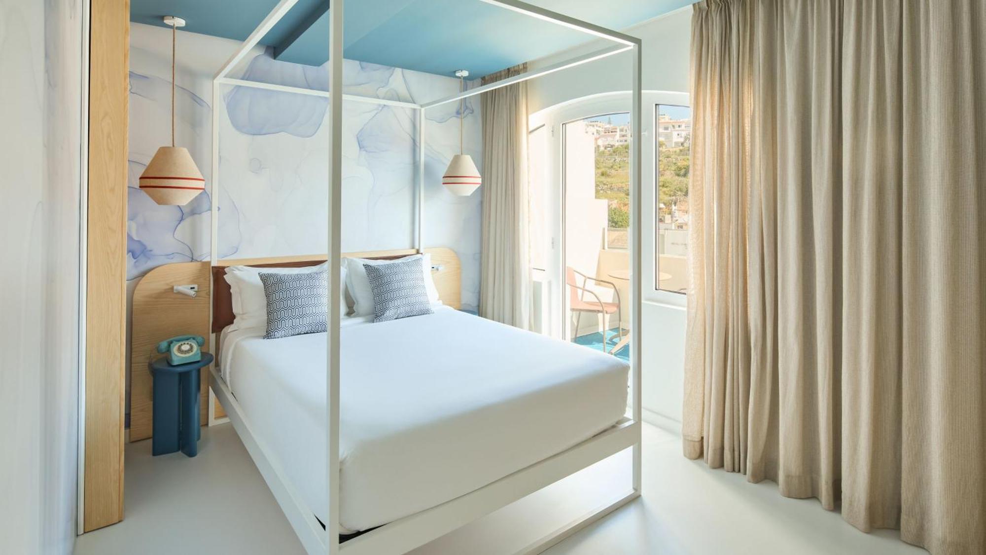 Indigo By Ihg (adults Only) Hotel 4*