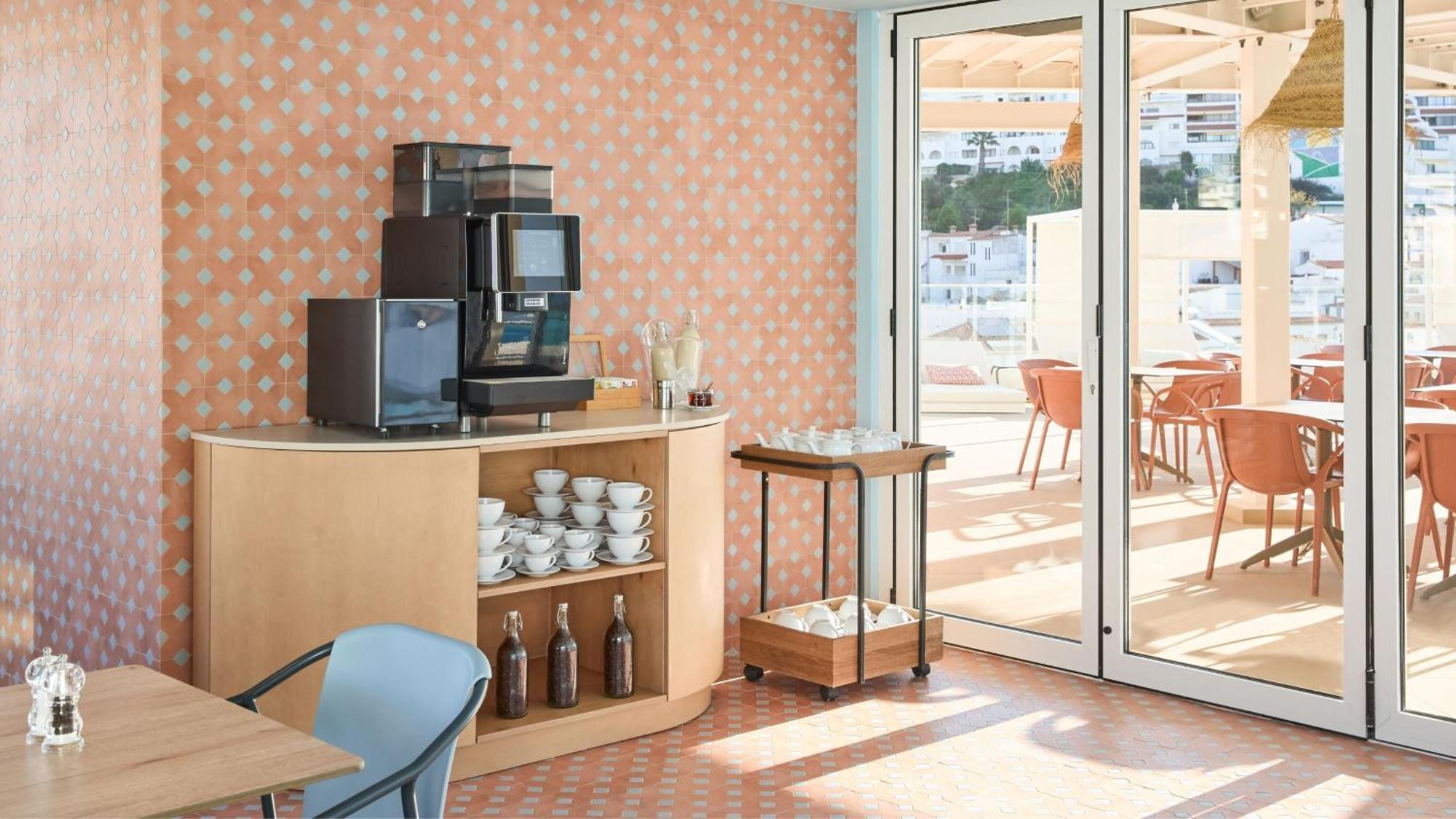 Hotel Indigo By Ihg (adults Only)